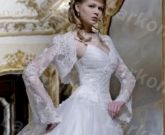 BOLERO BRANCO COM MANGA TODO EM RENDA